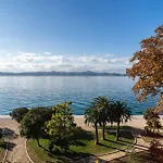 Pied-a-terre By Belmont Realty * Ζαντάρ