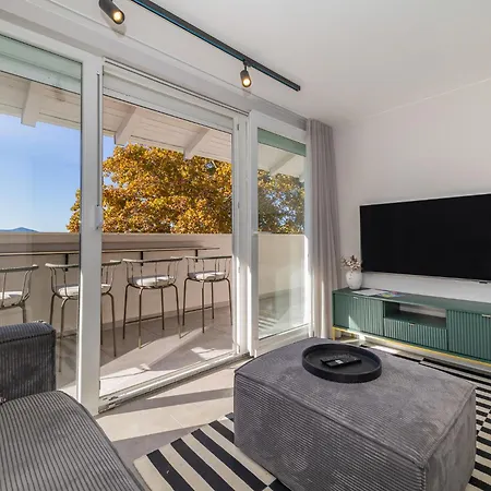 Pied-a-terre By Belmont Realty * Zadar