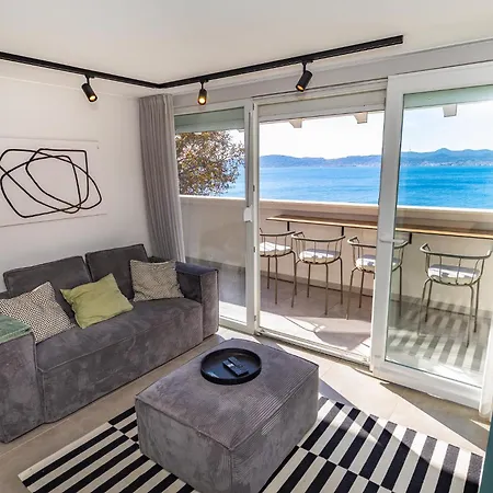 Pied-a-terre By Belmont Realty *