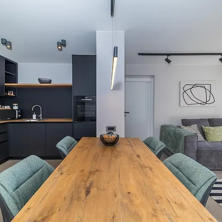 Pied-a-terre By Belmont Realty * Zadar