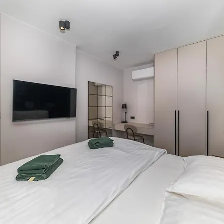 Pied-a-terre By Belmont Realty Apartman