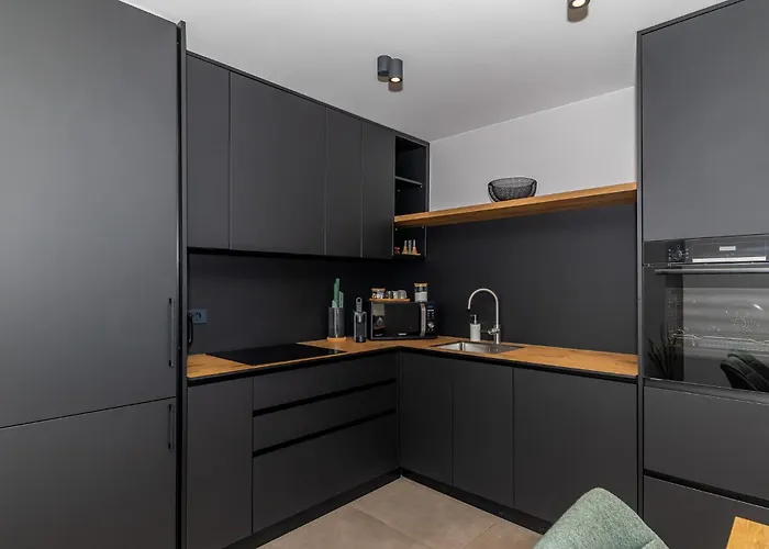 Pied-a-terre By Belmont Realty *