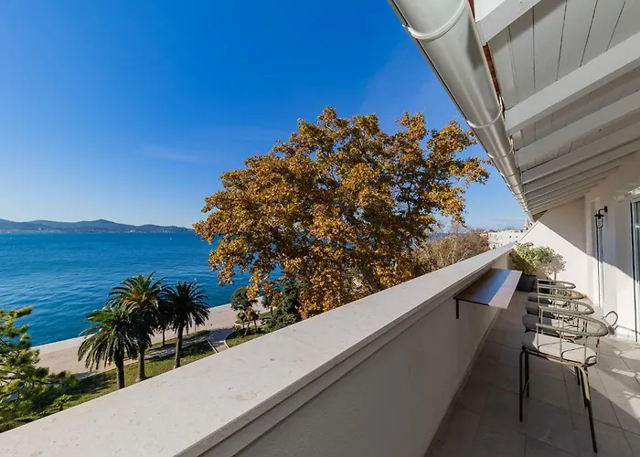 Pied-a-terre By Belmont Realty *
