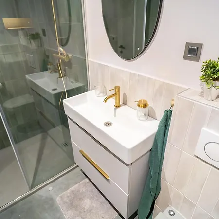 아파트 Pied-a-terre By Belmont Realty 자다르
