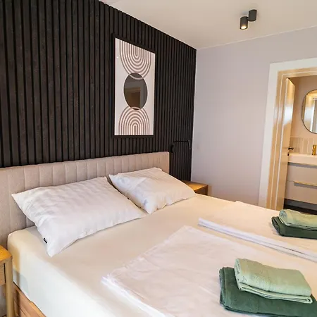 아파트 Pied-a-terre By Belmont Realty 자다르