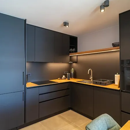 Pied-à-terre By Belmont Realty * Zadar