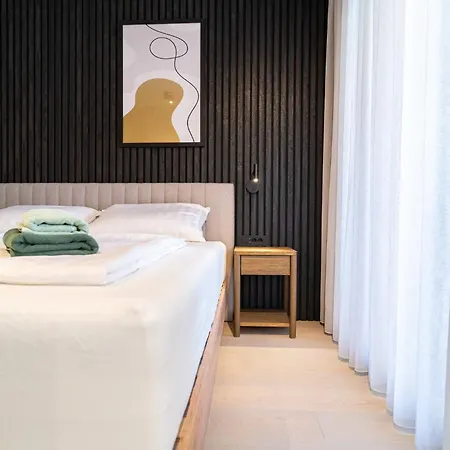 Pied-a-terre By Belmont Realty Apartment *
