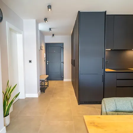 Pied-a-terre By Belmont Realty דירה זאדאר