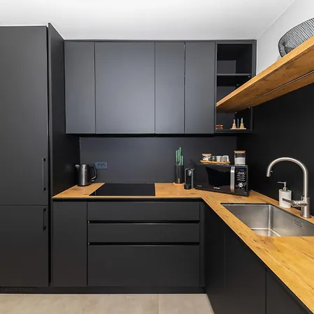 Pied-a-terre By Belmont Realty דירה *