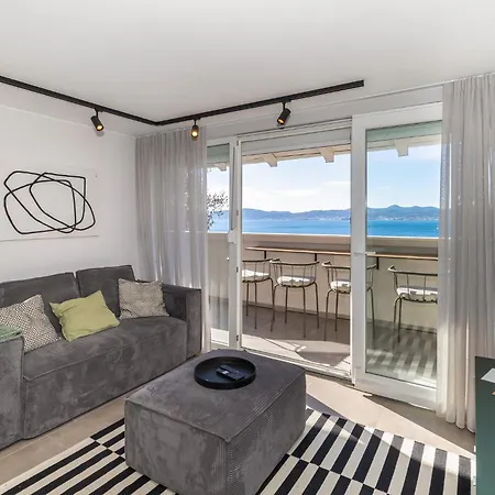 דירה Pied-a-terre By Belmont Realty זאדאר