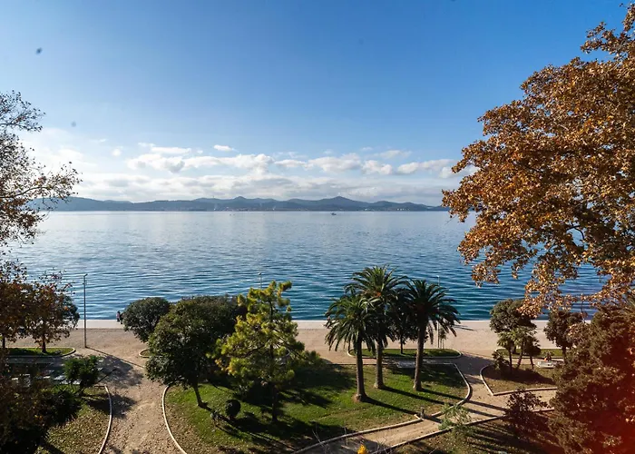 Pied-a-terre By Belmont Realty * Задар